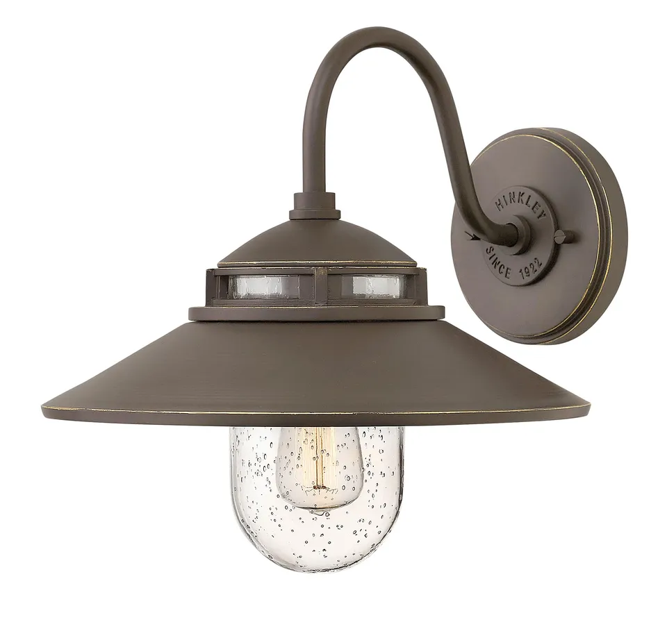 hinkley-atwell-small-wall-mount-outdoor-barn-light-aluminum-clear-seedy-glass-go image 1