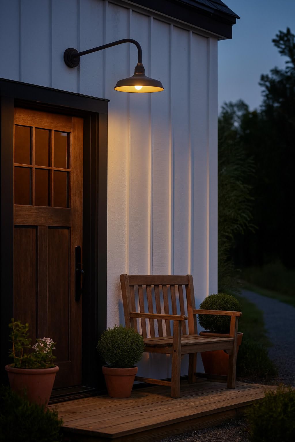 hinkley-foundry-classic-medium-straight-arm-barn-light-textured-black-with-brass image 2