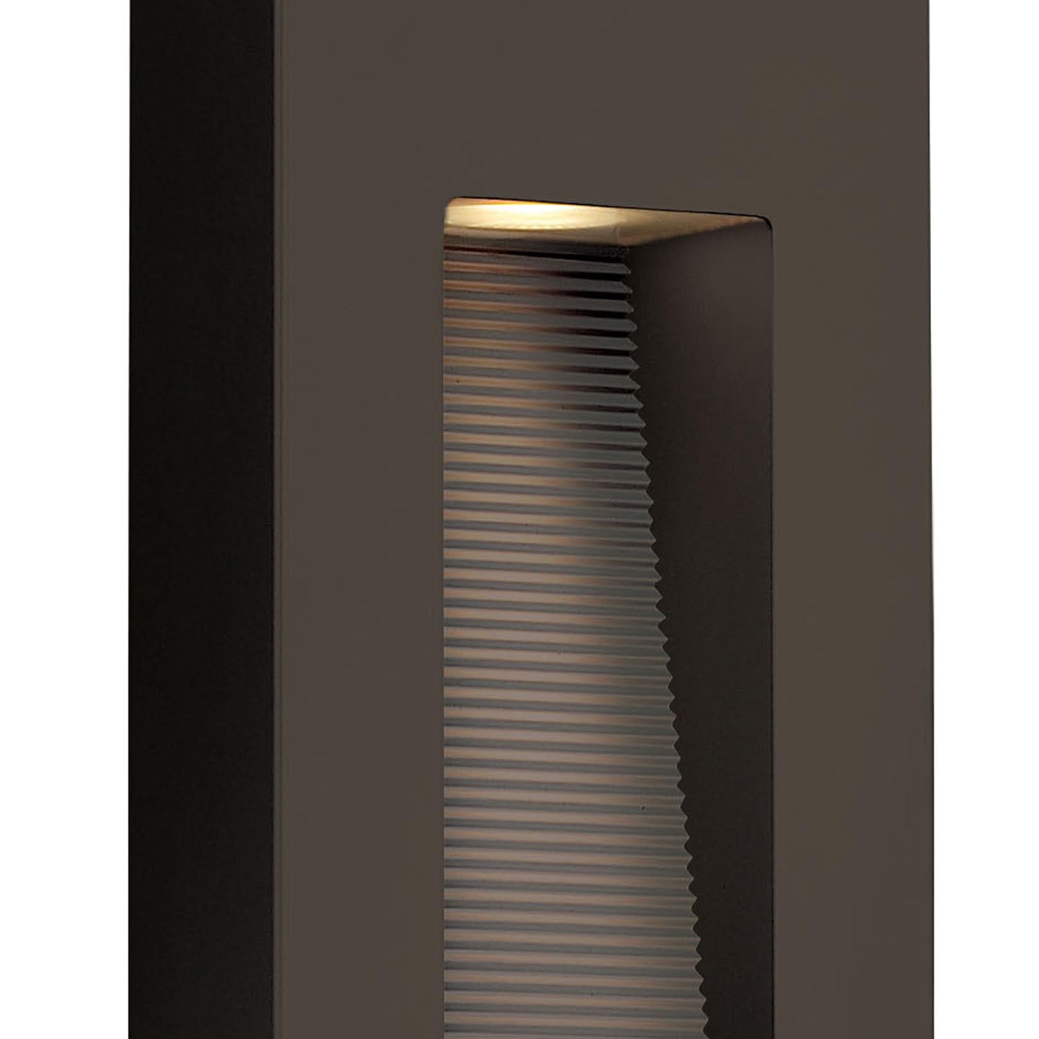 hinkley-luna-medium-wall-mount-outdoor-lantern-integrated-led-rectangle-bronze image 3