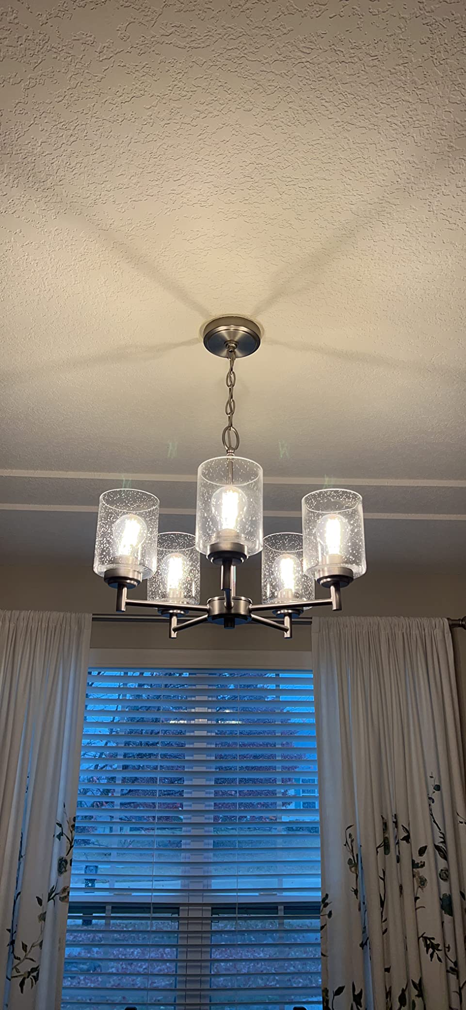 Perfect dining room centerpiece