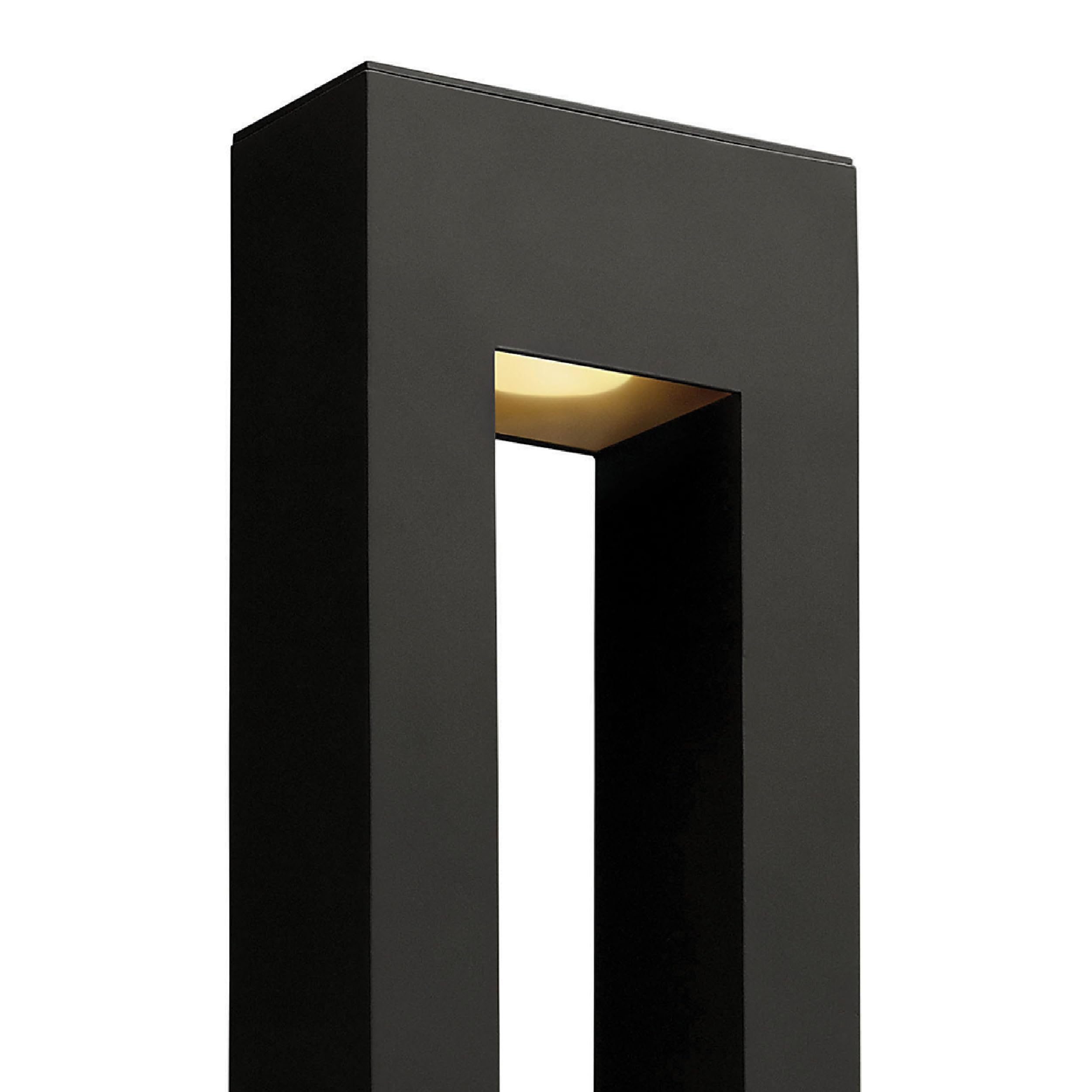 hinkley-atlantis-large-wall-mount-outdoor-lantern-integrated-led-satin-black-dar image 5