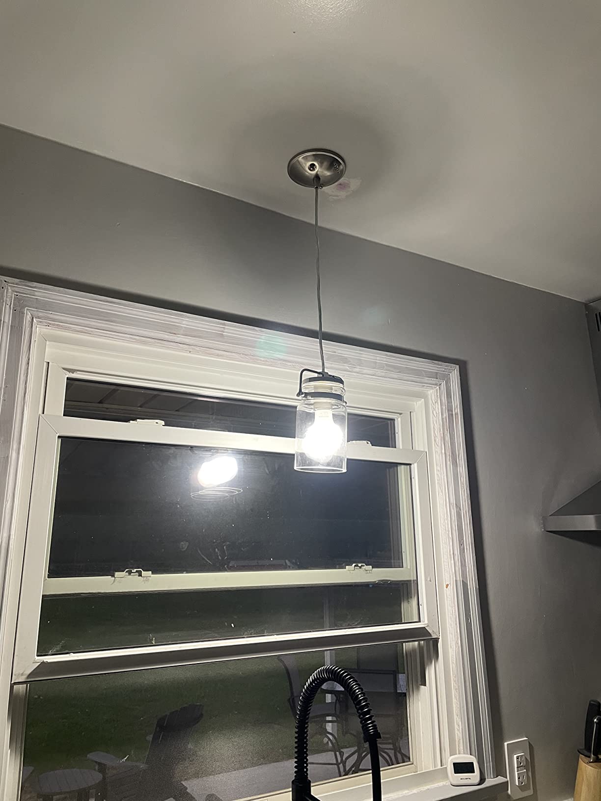 Nice pendant, but needs assembly