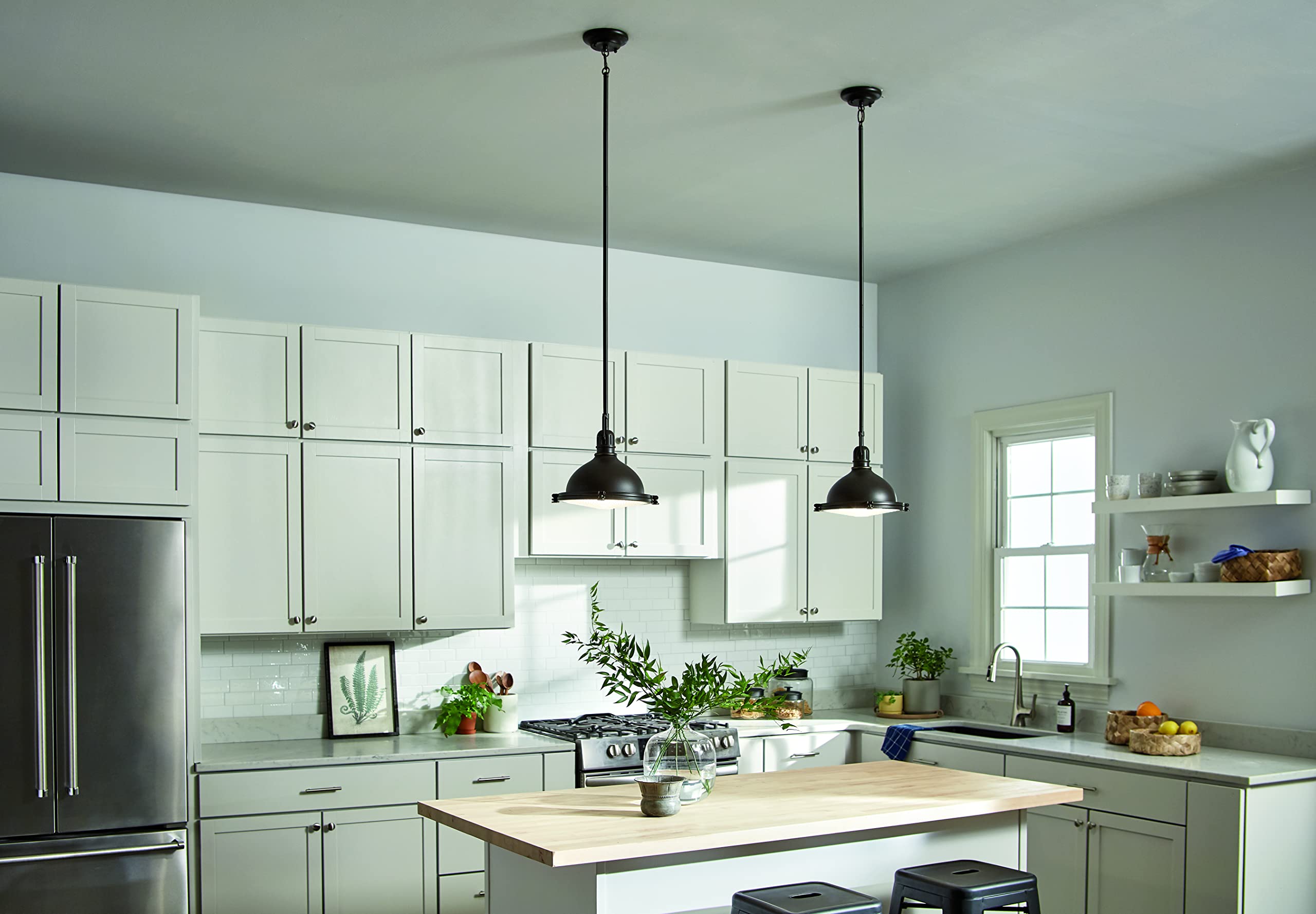 kichler-hatteras-bay-pendant-light-in-olde-bronze-with-clear-fresnel-lens-model- image 6