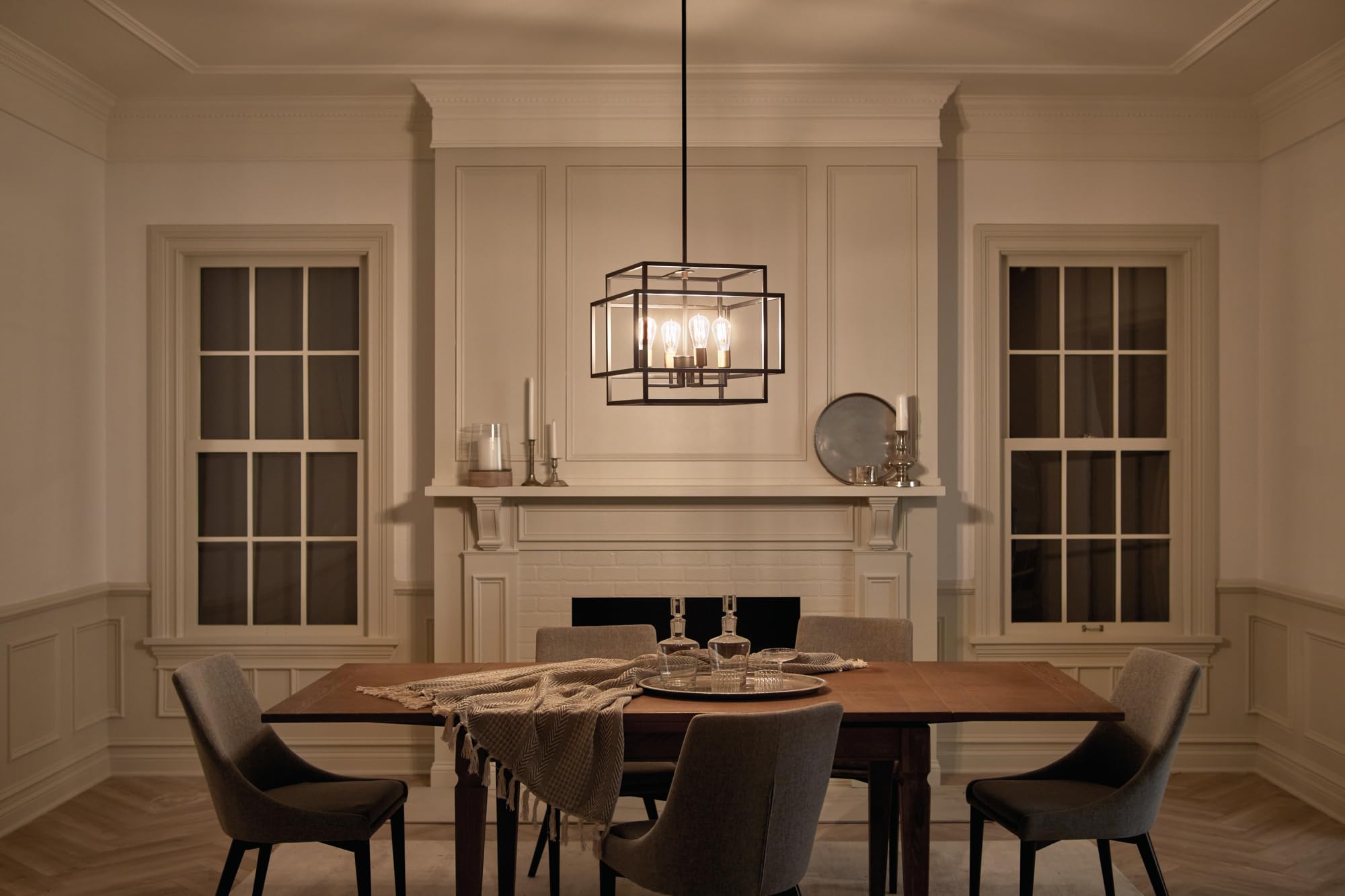 kichler-taubert-16-5-4-light-pendant-light-black-with-natural-brass-accents-mode image 4