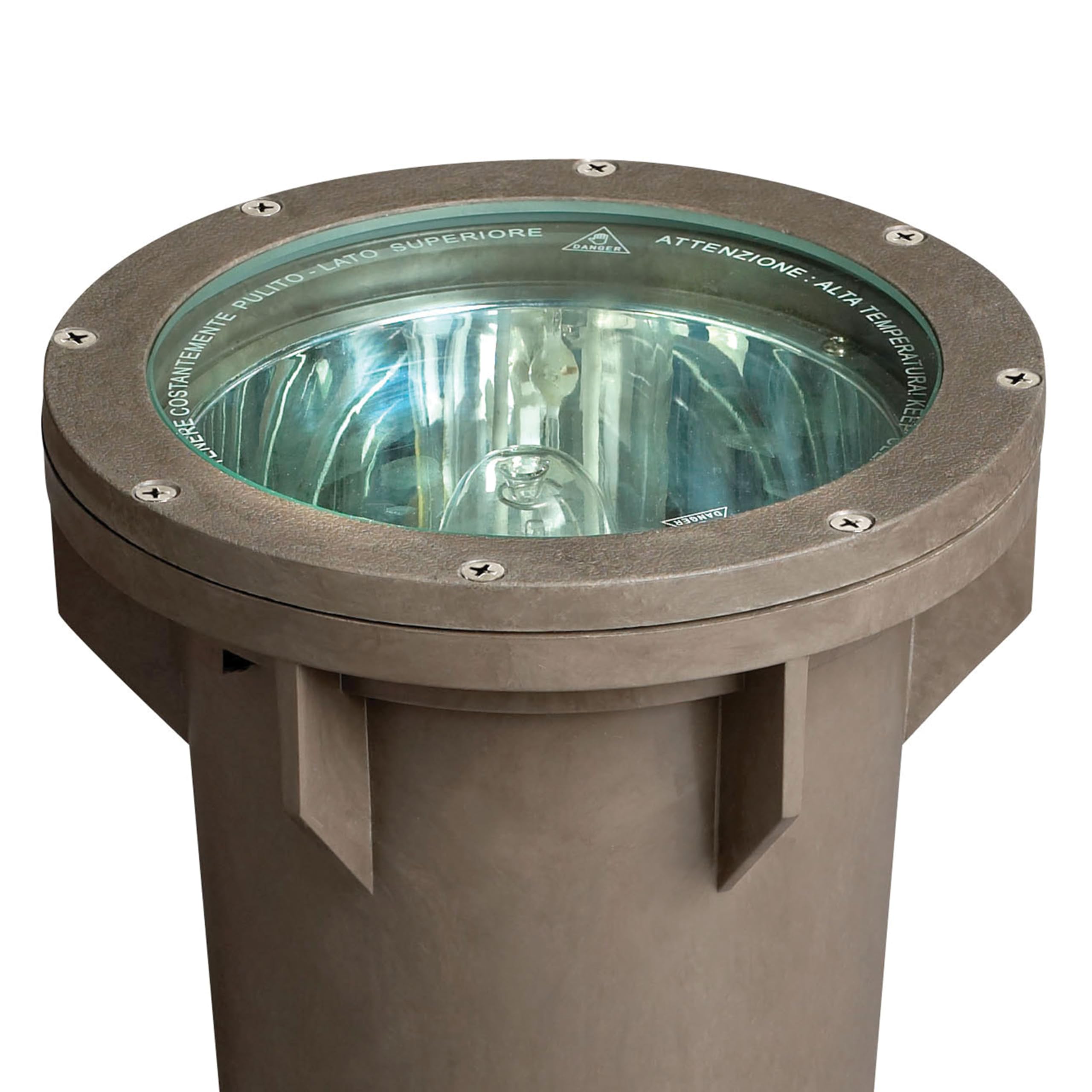 hinkley-landscape-in-ground-well-light-120v-line-voltage-bronze-finish image 6