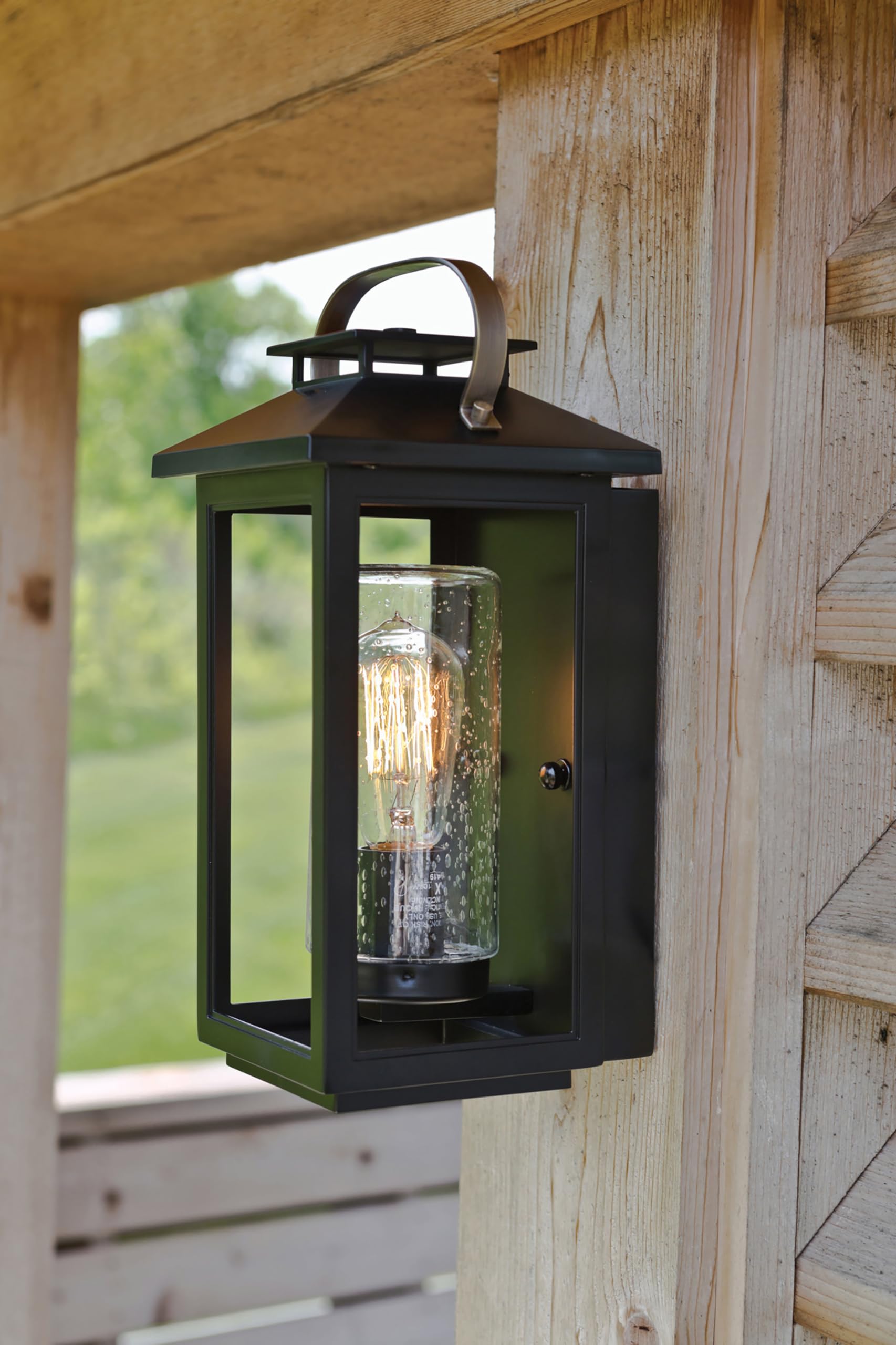 hinkley-atwater-medium-1-light-outdoor-wall-lantern-composite-black-finish-with- image 3