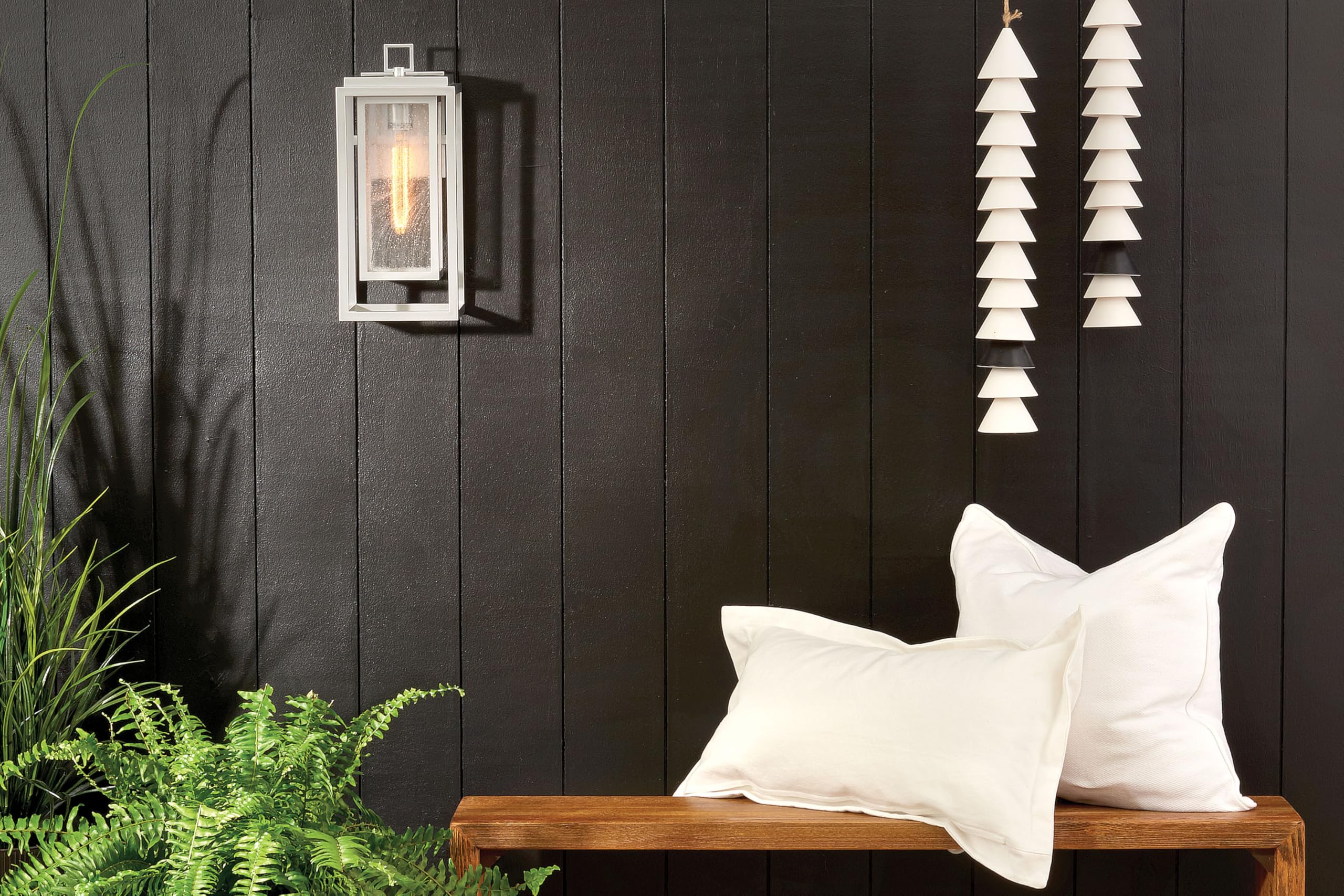 hinkley-republic-medium-wall-mount-outdoor-lantern-low-voltage-led-included-sati image 3