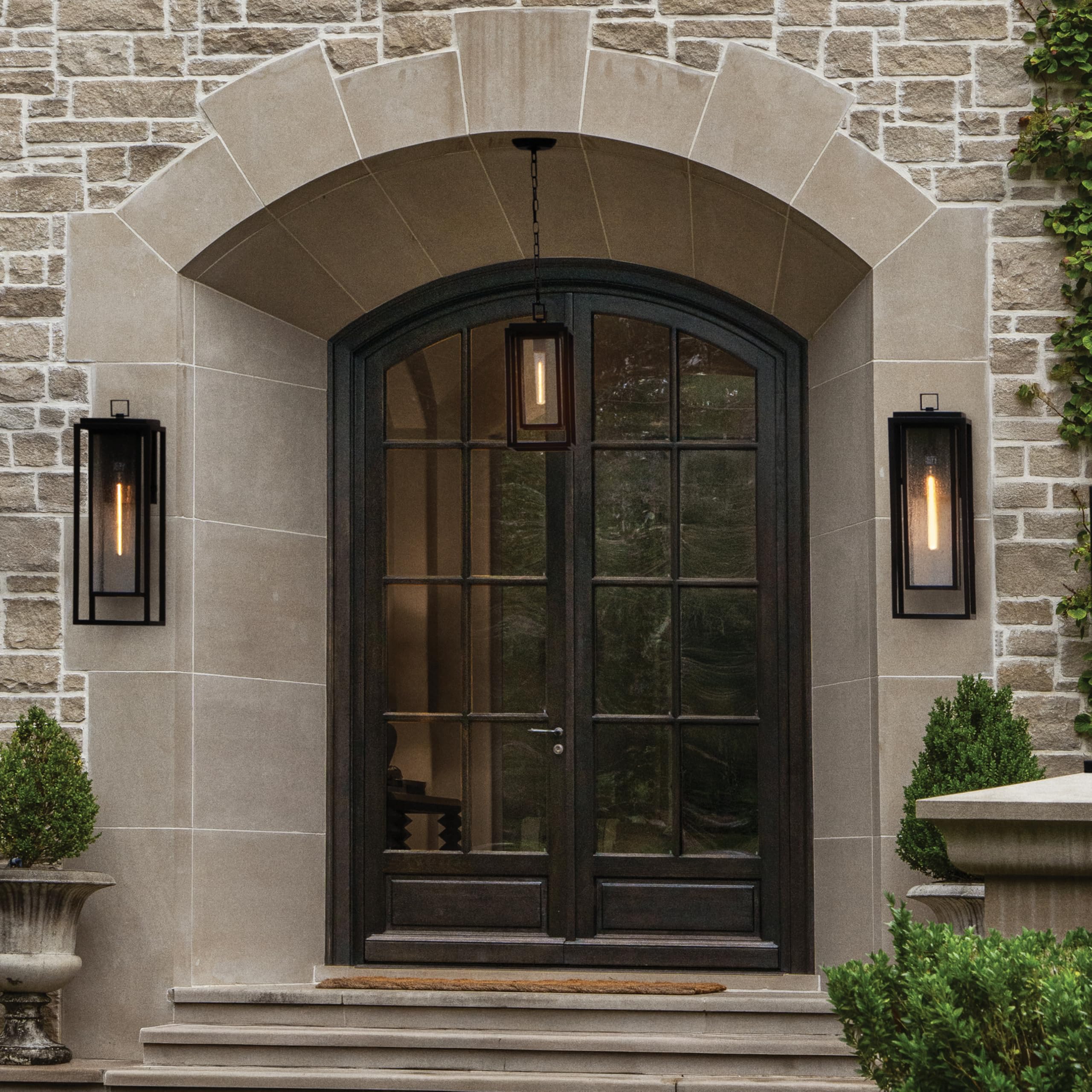 hinkley-republic-medium-hanging-outdoor-lantern-black-finish-composite-with-clea image 2