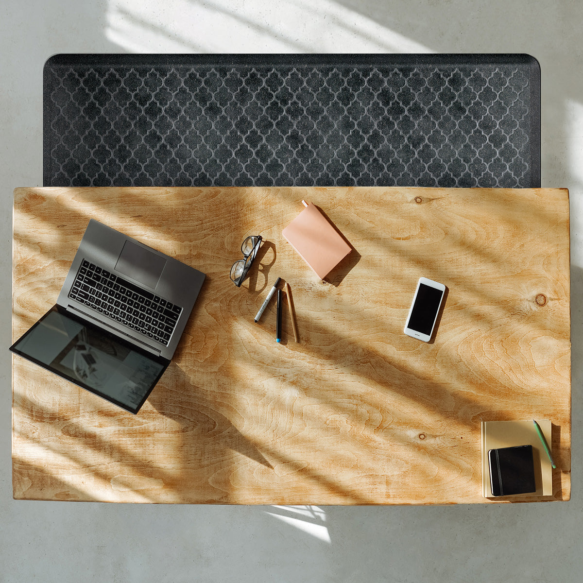 wellnessmats-granite-trellis-6-x-2-onyx-anti-fatigue-mat-with-embossed-trellis-p image 2